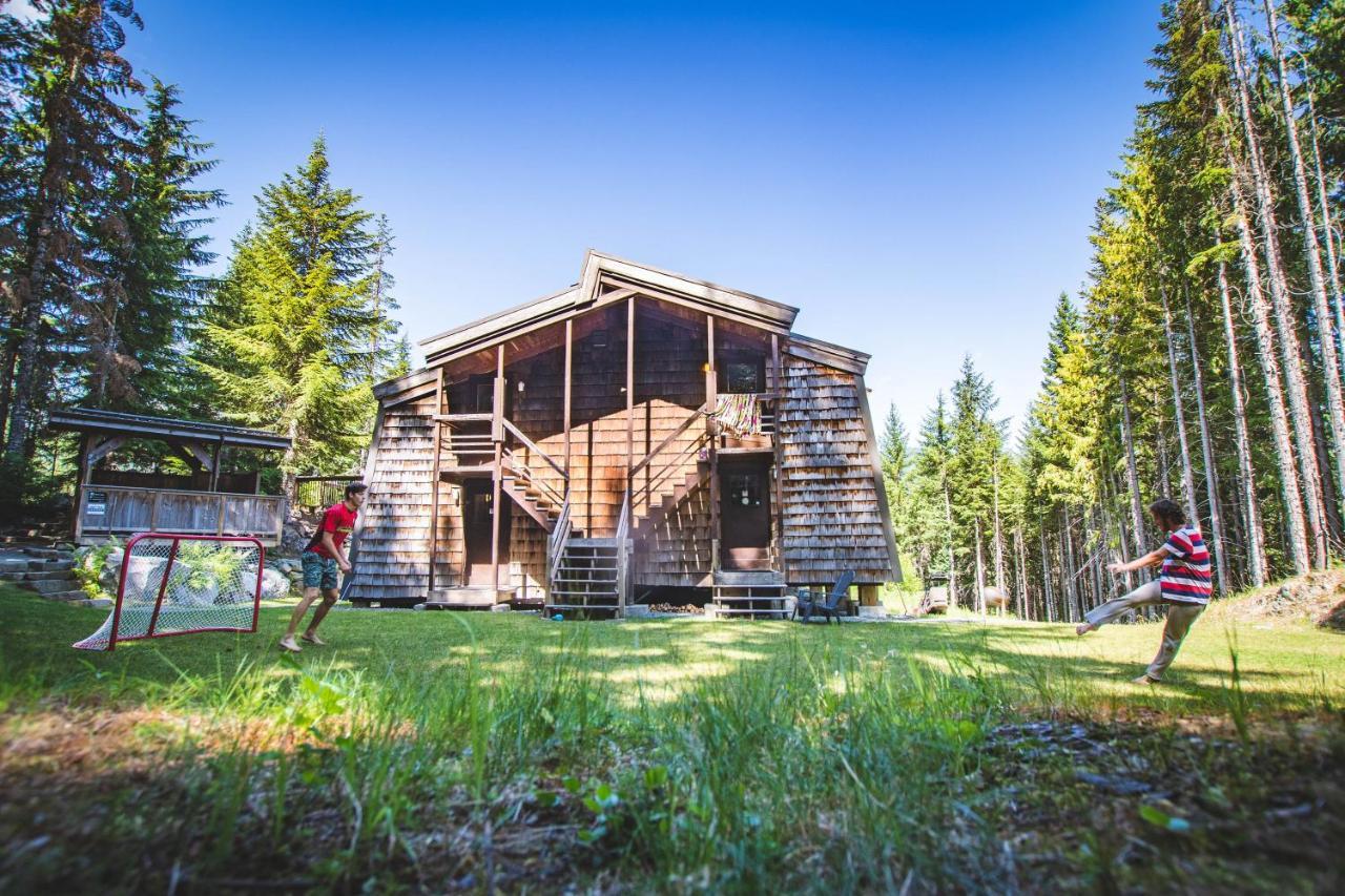 Ubc Whistler Lodge Exteriör bild