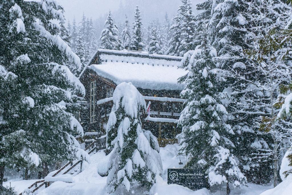 Ubc Whistler Lodge Exteriör bild