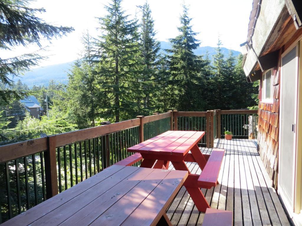 Ubc Whistler Lodge Exteriör bild